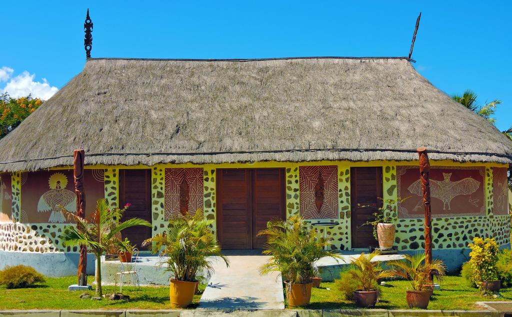 Koniambo Hotel Koné Екстериор снимка