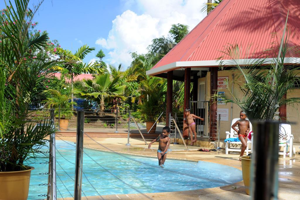 Koniambo Hotel Koné Екстериор снимка