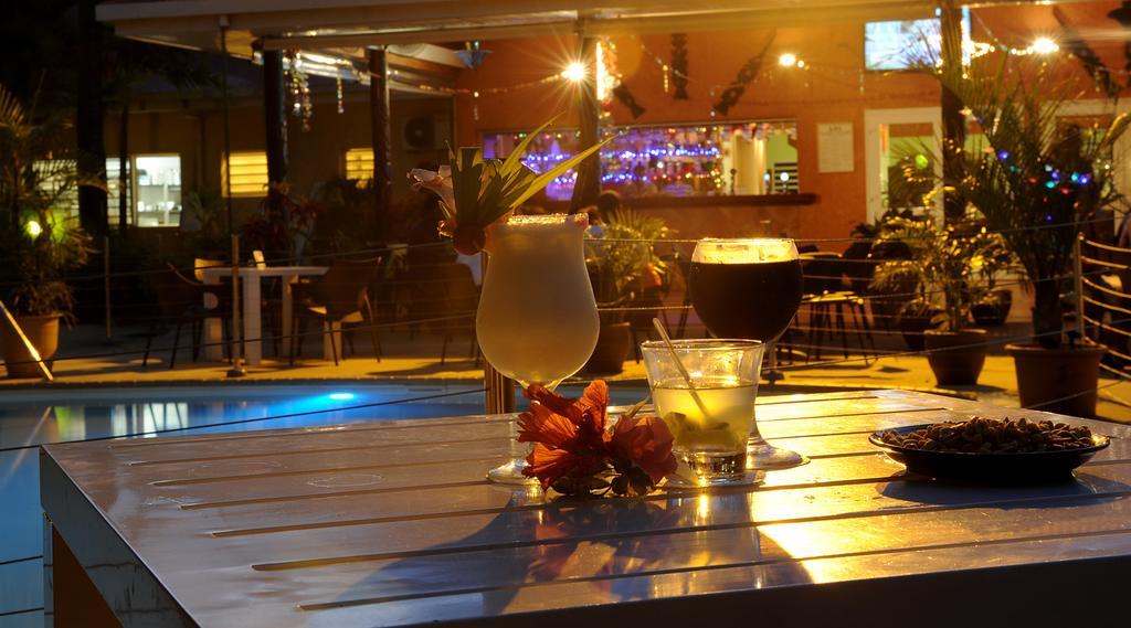 Koniambo Hotel Koné Екстериор снимка
