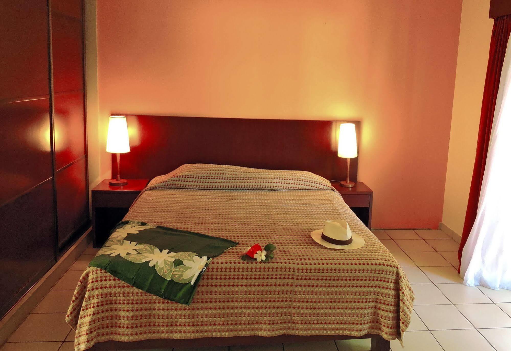 Koniambo Hotel Koné Екстериор снимка